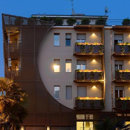 Hotel Meeting Стреза Екстериор снимка